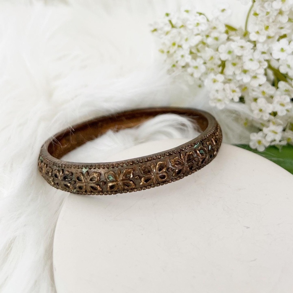 Vintage Bangle Bracelet Bronze Floral Openwork Antiqued Filigree Slip-On
